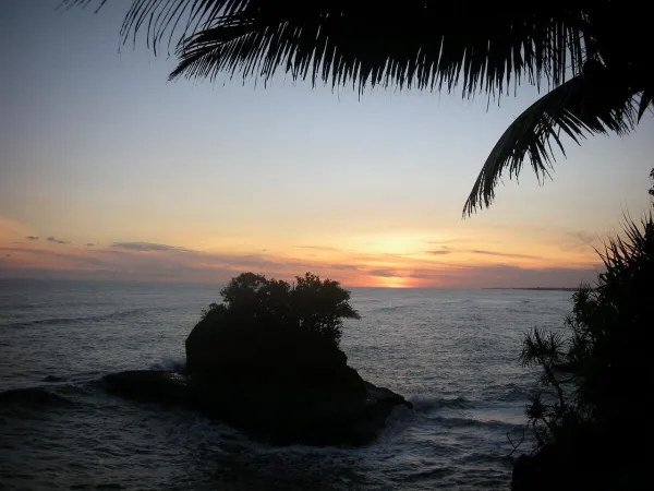 Bengkulu skyline — flights from Jakarta from €50, cheapest in October