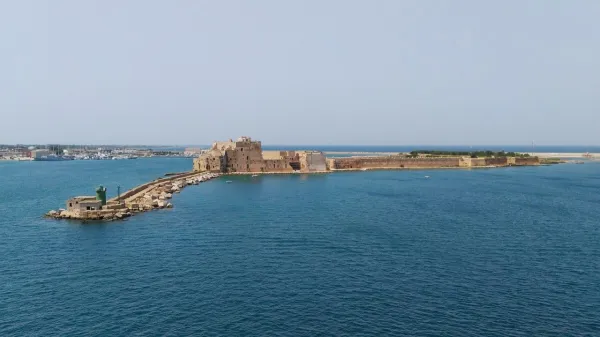Brindisi — flights from €15