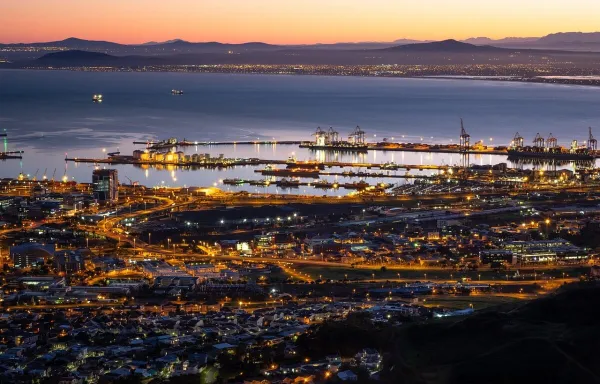 Cape Town — flights from €54