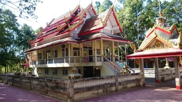 Chumphon — flights from €31