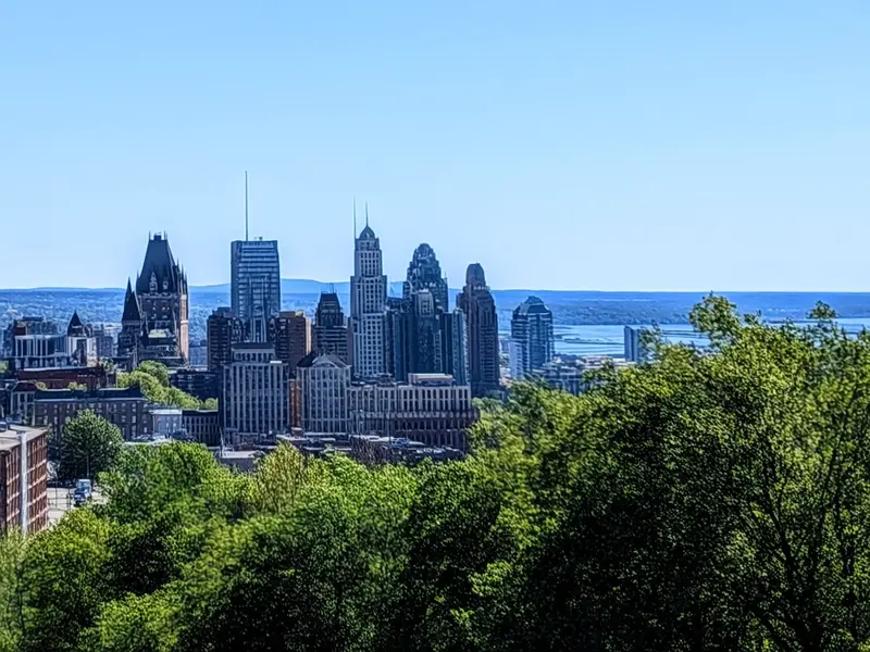 Duluth skyline — flights from Minneapolis from €340, cheapest in November