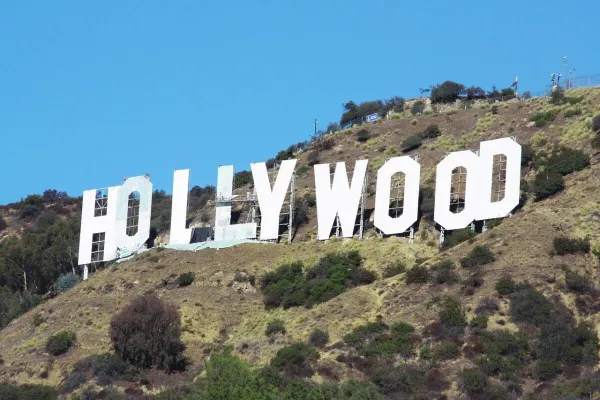 Los Angeles — flights from €16