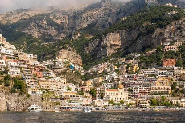 Naples skyline — flights from Berlin from €50, cheapest in October