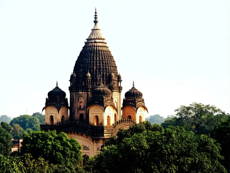 Patna skyline — flights from Bengaluru from €80, cheapest in October