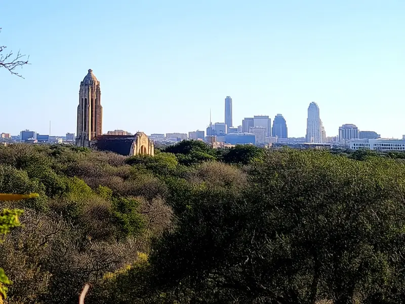 San Antonio skyline — flights from New York from €137, cheapest in November