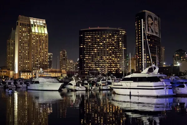 San Diego — flights from €16