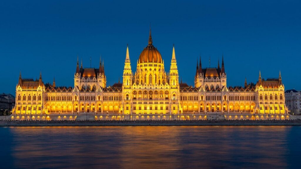Cheap flights — Budapest