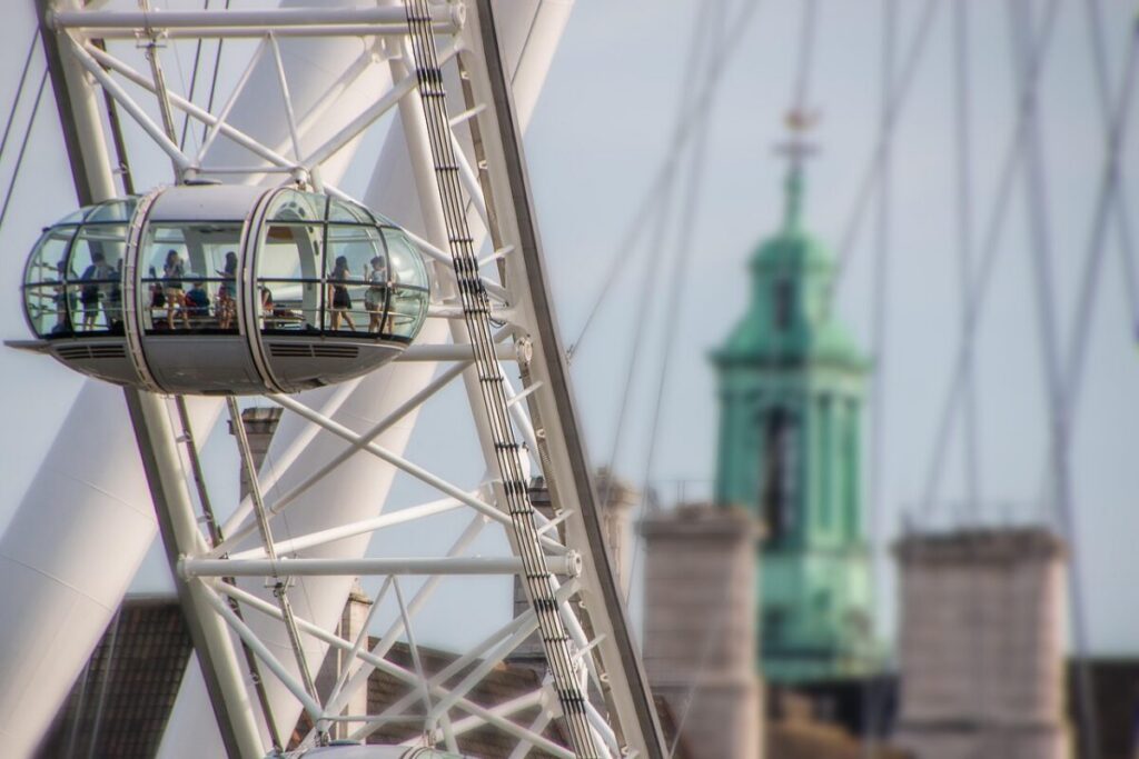 Flights from Amsterdam — London